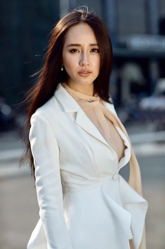Tìm hiểu về tiểu sử và hành trình sự nghiệp ấn tượng của Mai Phương Thúy.
