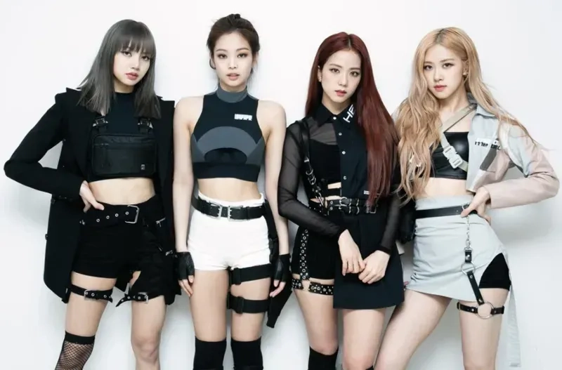 Trang trí màn hình với hình nền blackpink lisa chuẩn chất lượng cao