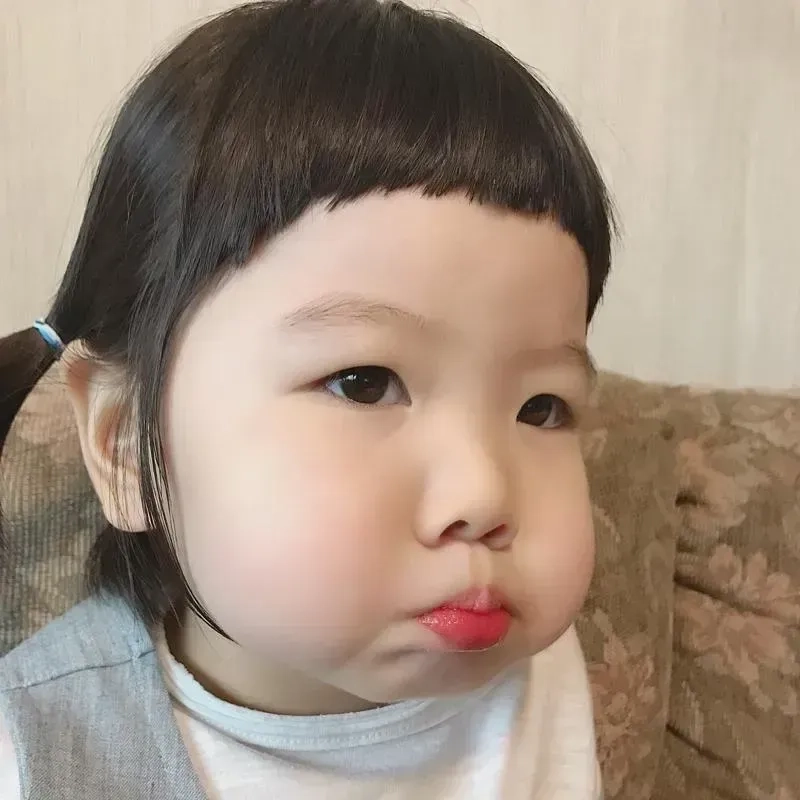 Avt em bé cute tạo nên sự ngọt ngào và dễ thương, thu hút sự chú ý của mọi người.