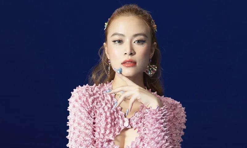 Ca sĩ Hoàng Thùy Linh đã chính thức kết hôn? Cùng khám phá câu chuyện đầy thú vị!