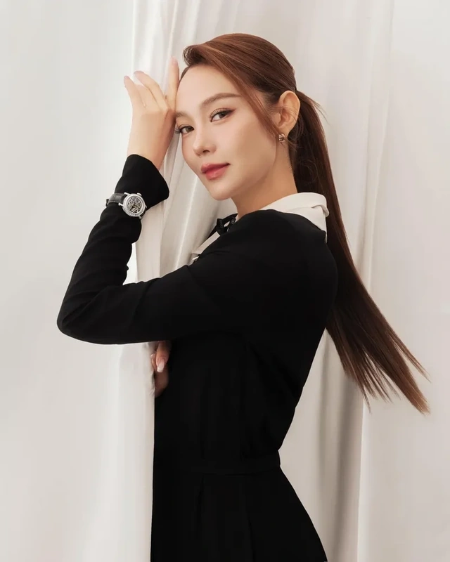 Nhớ về ca sĩ Minh Hằng ngày xưa với những bài hát bất hủ, cô nàng luôn làm say đắm người hâm mộ.