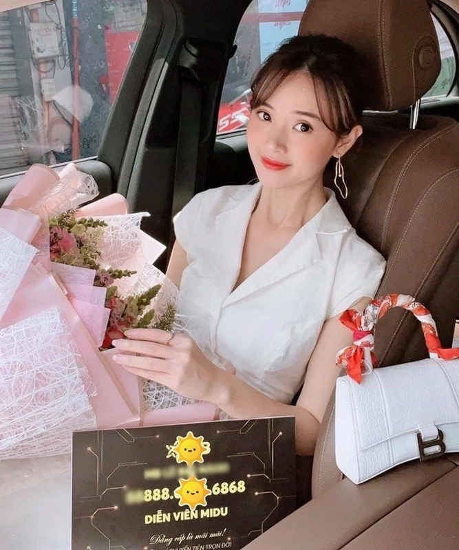 Ai là người đặc biệt trong đời của Midu? Hãy cùng khám phá người ấy trong bài viết này.