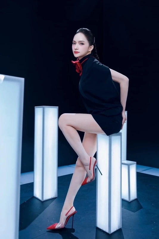 Hương Giang Idol trước khi chuyển giới đã là một cái tên quen thuộc trong làng giải trí.