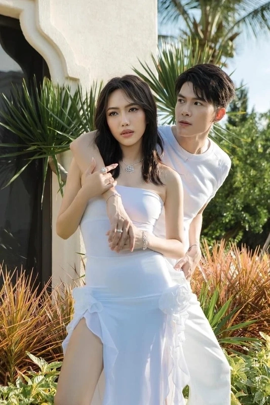 Xem lại những khoảnh khắc đáng nhớ trong clip đám cưới Diệu Nhi và Anh Tú.