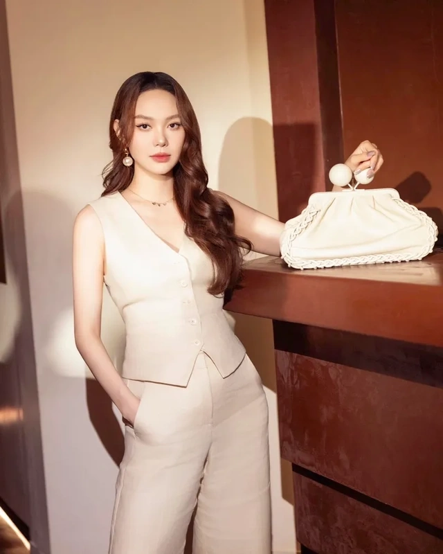 Diễn viên Minh Hằng sinh năm nào? Một trong những câu hỏi thú vị mà fan luôn tìm kiếm.