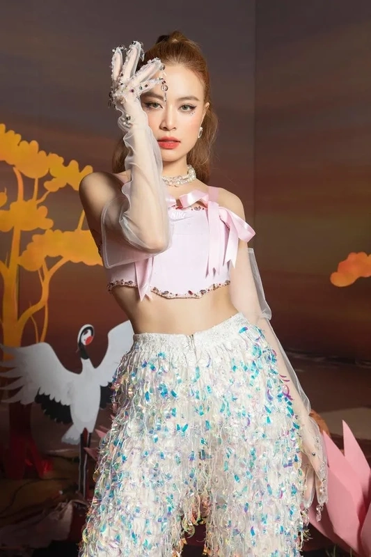 Ca nhạc gieo quẻ của Hoàng Thùy Linh hứa hẹn mang đến nhiều bất ngờ thú vị.
