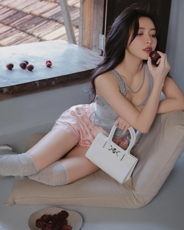 Những bài hát hay của Bích Phương luôn là sự kết hợp hoàn hảo giữa giai điệu và cảm xúc.