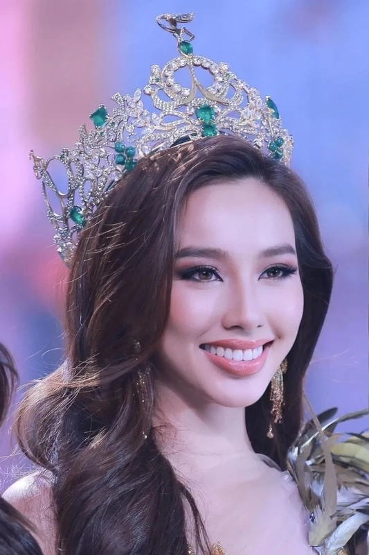 Thùy Tiên, Hoa hậu Hòa Bình Quốc tế, là minh chứng cho vẻ đẹp tự nhiên và sự nỗ lực không ngừng.