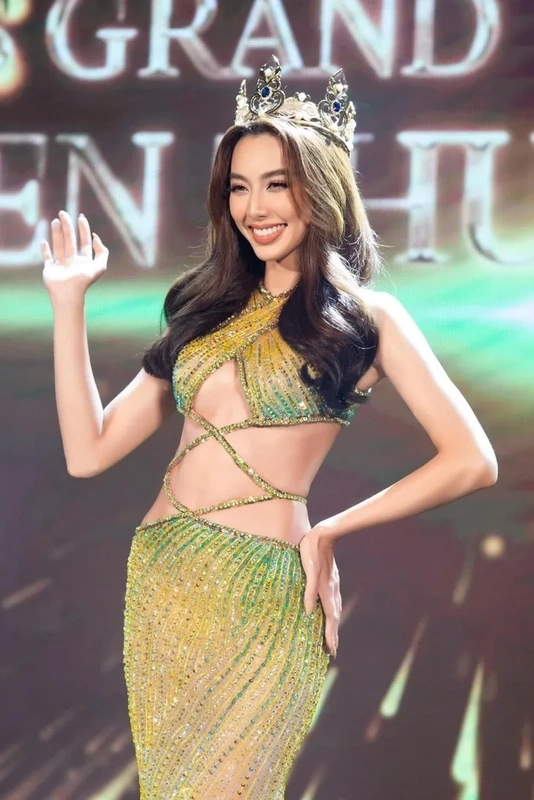 Nguyễn Thúc Thùy Tiên, Hoa hậu Hòa Bình Quốc tế, xuất sắc chiến thắng và làm rạng danh đất nước.