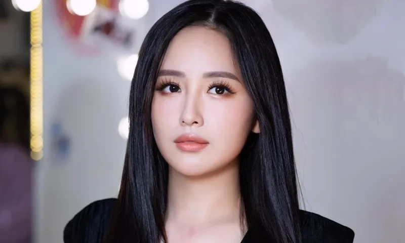 Mai Phương Thúy không chỉ là Hoa hậu mà còn là một người mẫu tài năng với phong cách riêng biệt.
