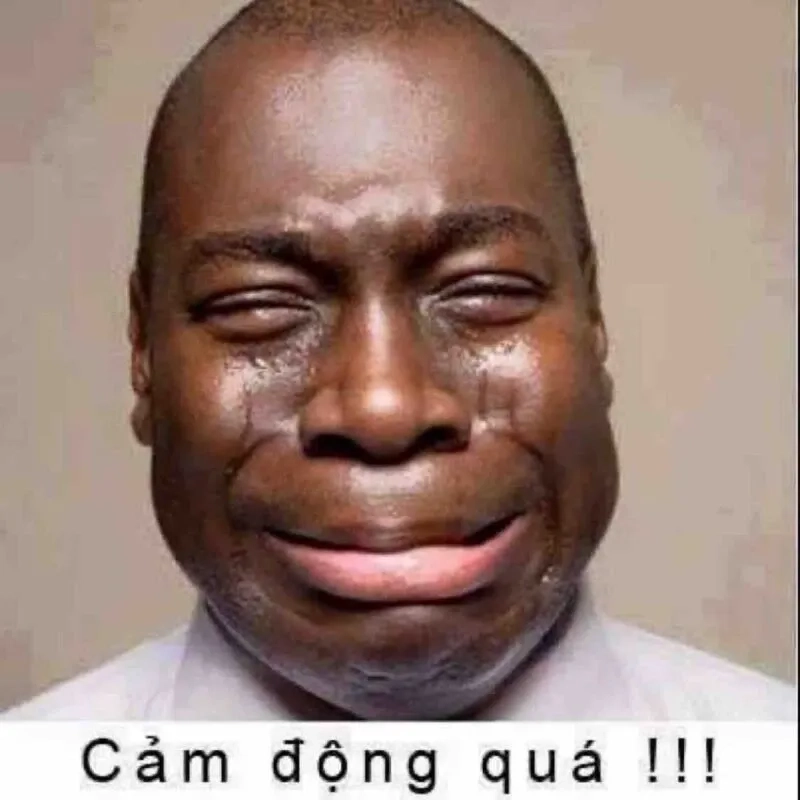 Anh da đen hoảng hốt meme khiến bạn phải bật cười vì quá bất ngờ.