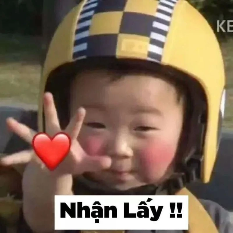 Meme hôn người yêu này thật lãng mạn và đáng yêu!