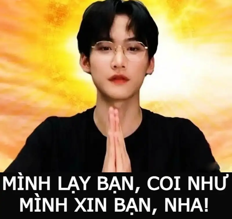 Meme lạy hồn giúp thể hiện sự bái lạy một cách hài hước!