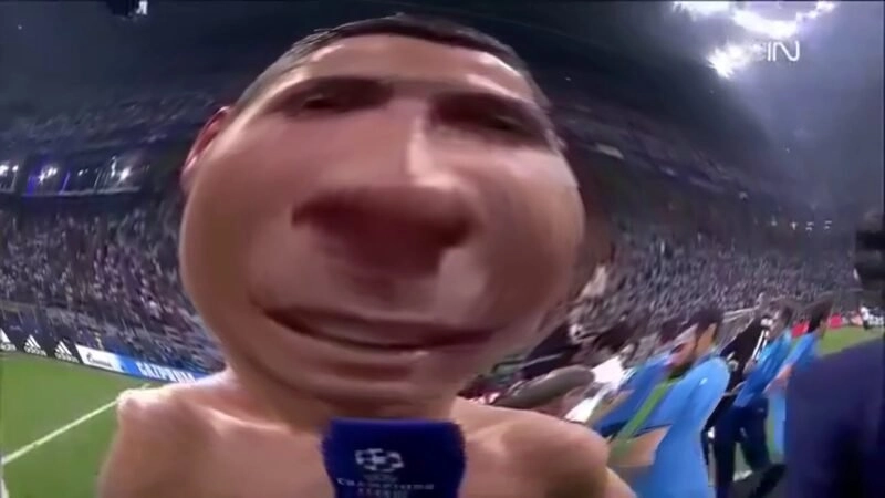 Không thể thiếu trong bộ sưu tập của bạn ronaldo meme face đầy biểu cảm!