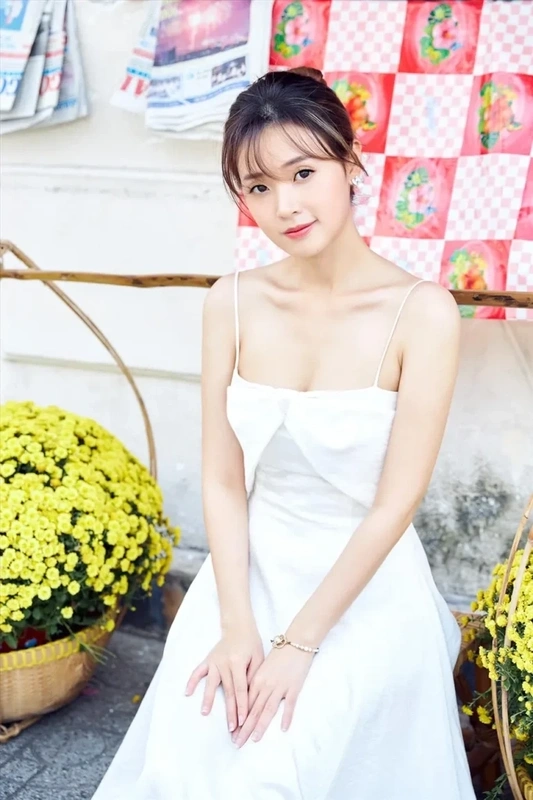 Ảnh Mi Du nổi bật với thần thái tự nhiên, cuốn hút, luôn khiến người hâm mộ phải xao xuyến.