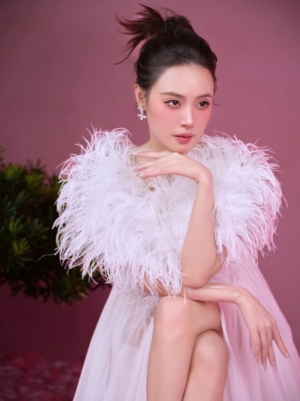 Kiều Minh Tuấn Midu từng có mối quan hệ tình cảm khiến nhiều người hâm mộ chú ý.