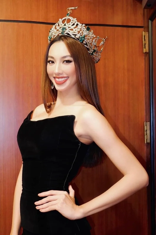 Nguyễn Thủy Tiên, Hoa hậu Hòa Bình, là gương mặt tiêu biểu của sự nỗ lực và tài năng tại đấu trường sắc đẹp.