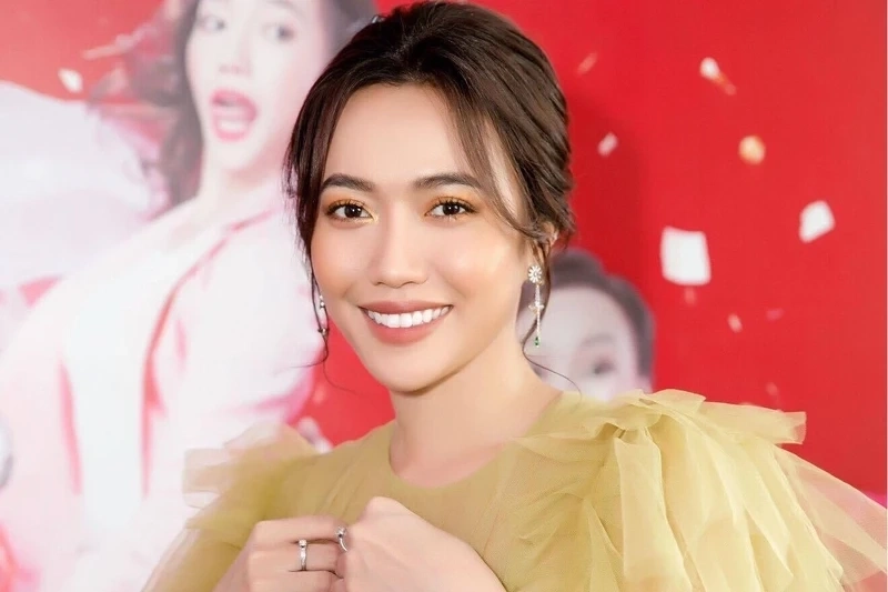 Bó hoa cưới đẹp tuyệt vời trong đám cưới của Anh Tú và Diệu Nhi, là điểm nhấn hoàn hảo.