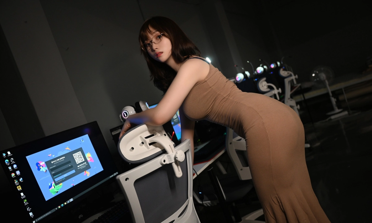 BlueCake vú to căng tràn sexy mê hoặc