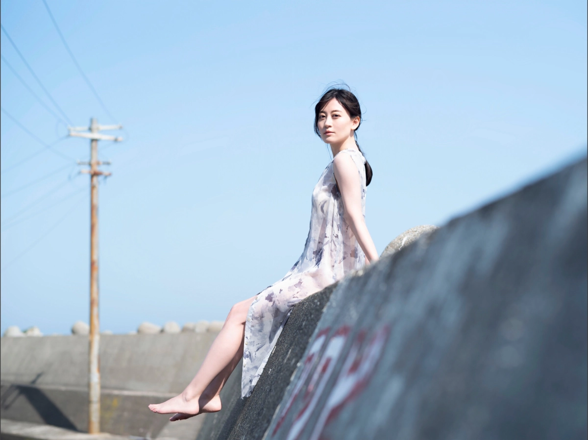 Kami Nishie vú to căng tràn sexy mê hoặc