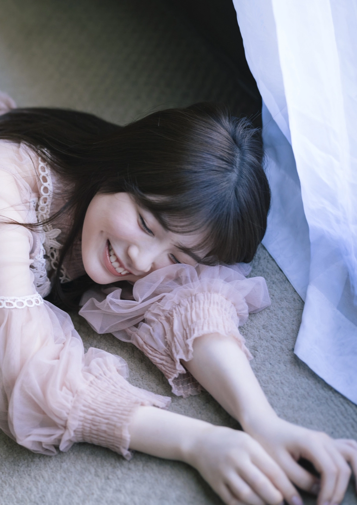 Mio Ishikawa quay lưng cong cháy nóng bỏng cuốn hút