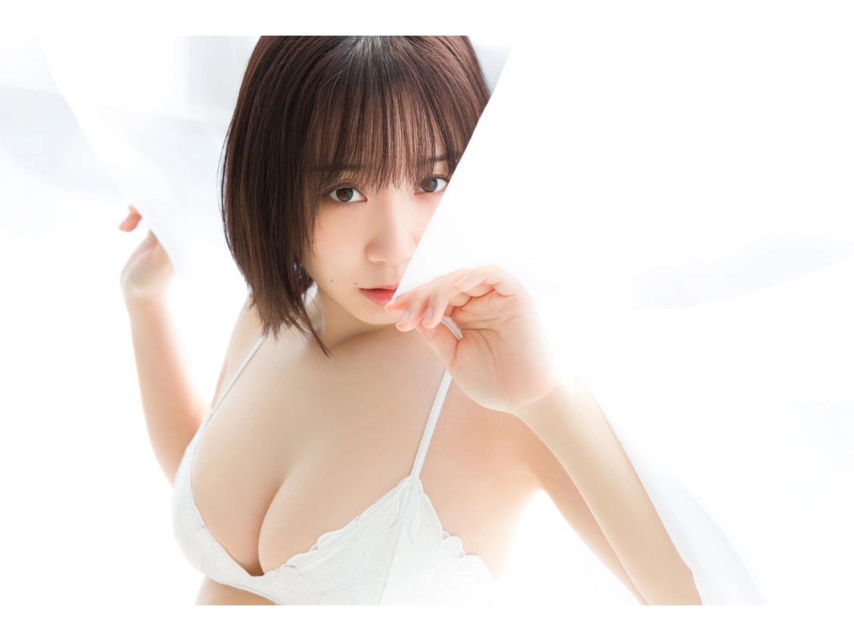 Moe Iori nhìn là muốn nóng bỏng dâm đãng