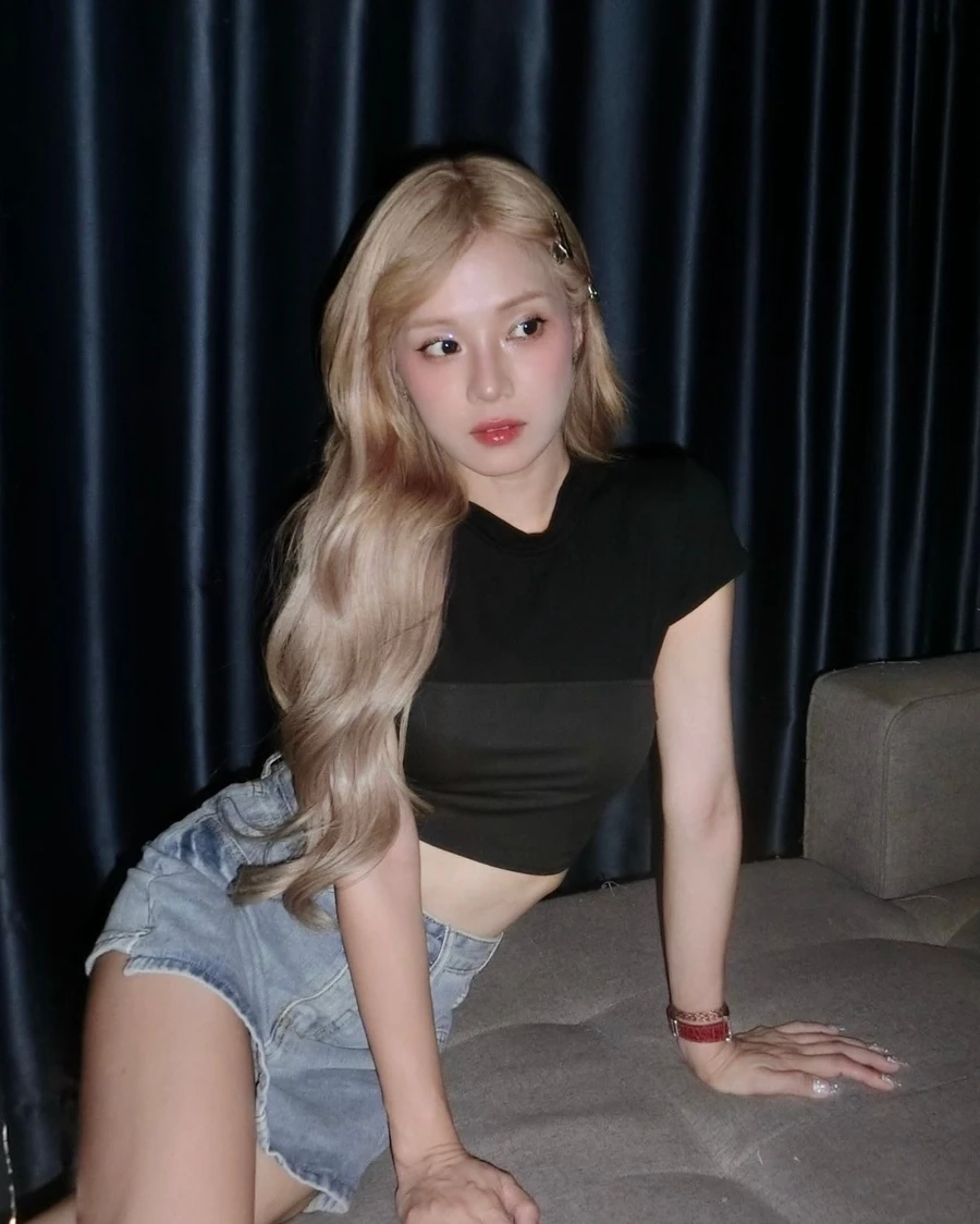 Hình nền phô mai que con gái cho điện thoại xinh