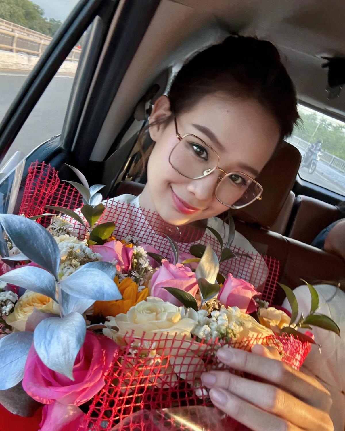 Ảnh gái đẹp nhất gây ấn tượng mạnh mẽ