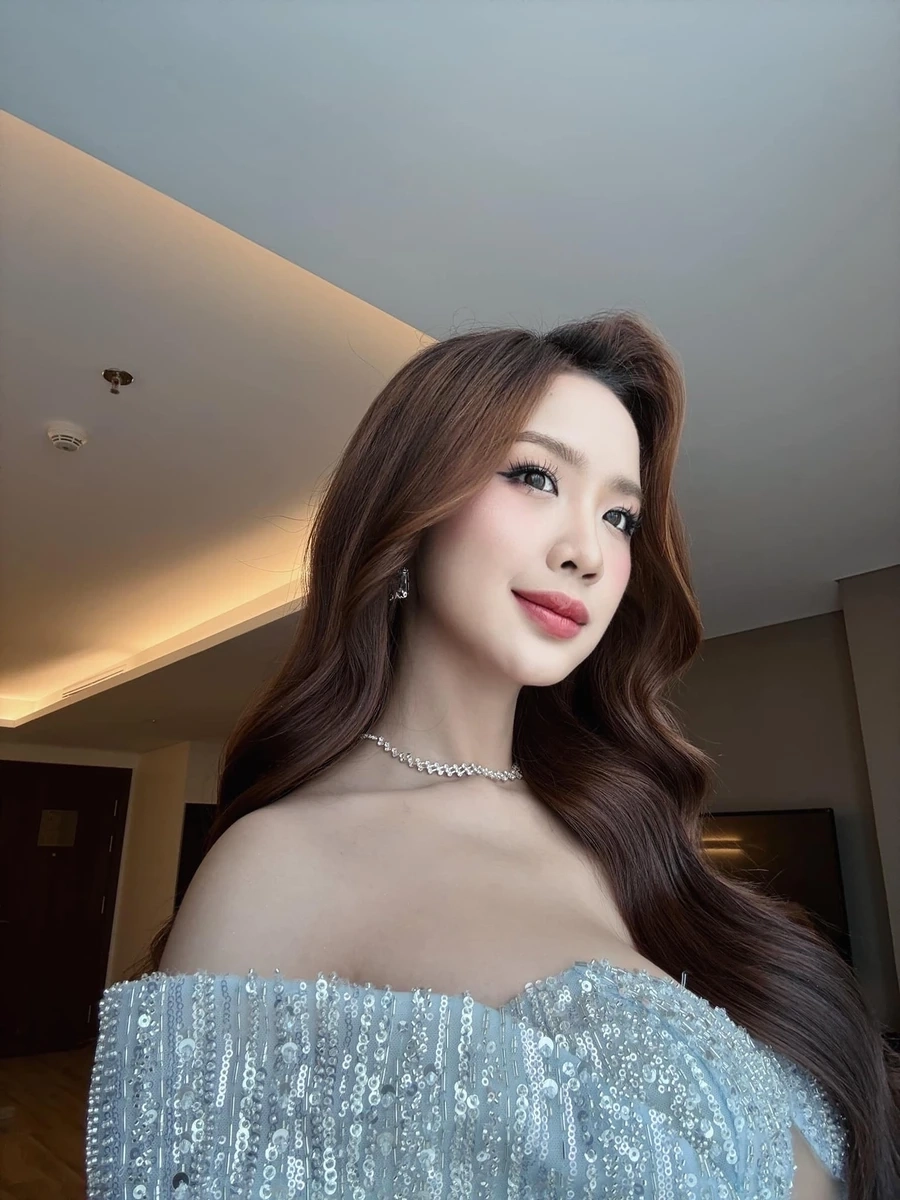 Avatar facebook ảnh gái đẹp nổi bật dễ thương