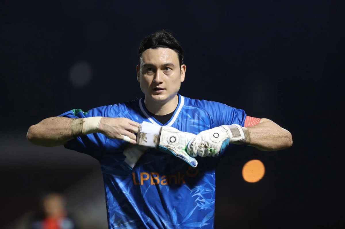 Đặng Văn Lâm giờ ra sao được người hâm mộ hỏi