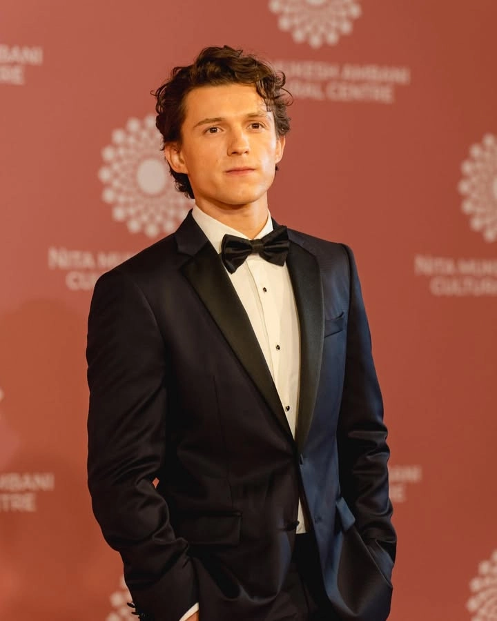 Tom holland age trẻ nhưng sự nghiệp rực rỡ