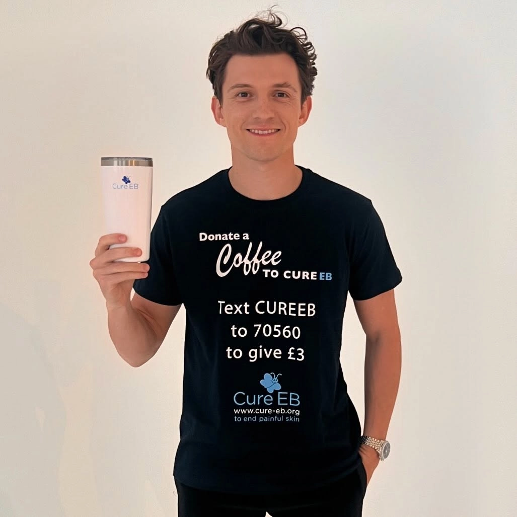 How old is tom holland là câu hỏi phổ biến