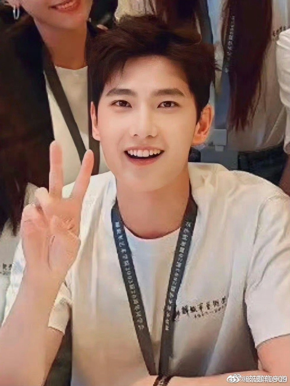 Dương Dương cười tạo cảm giác ấm áp.