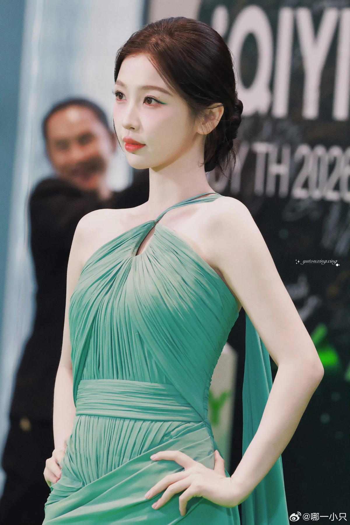 Ngu Thư Hân IG có lượng người theo dõi lớn.