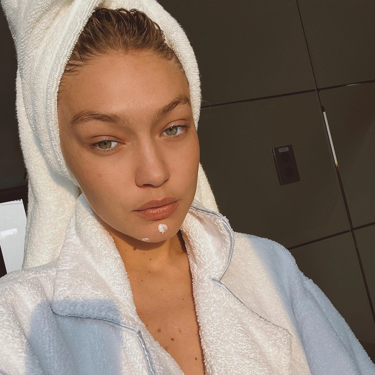 Công thức nấu mì sốt cay từng gây bão mạng xã hội của gigi hadid pasta.