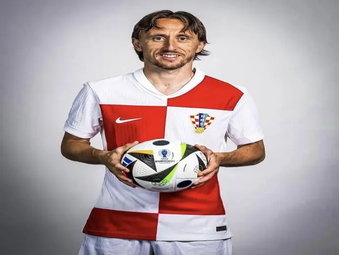 Tuyển tập hình Luka Modrić đẳng cấp cho tín đồ bóng đá