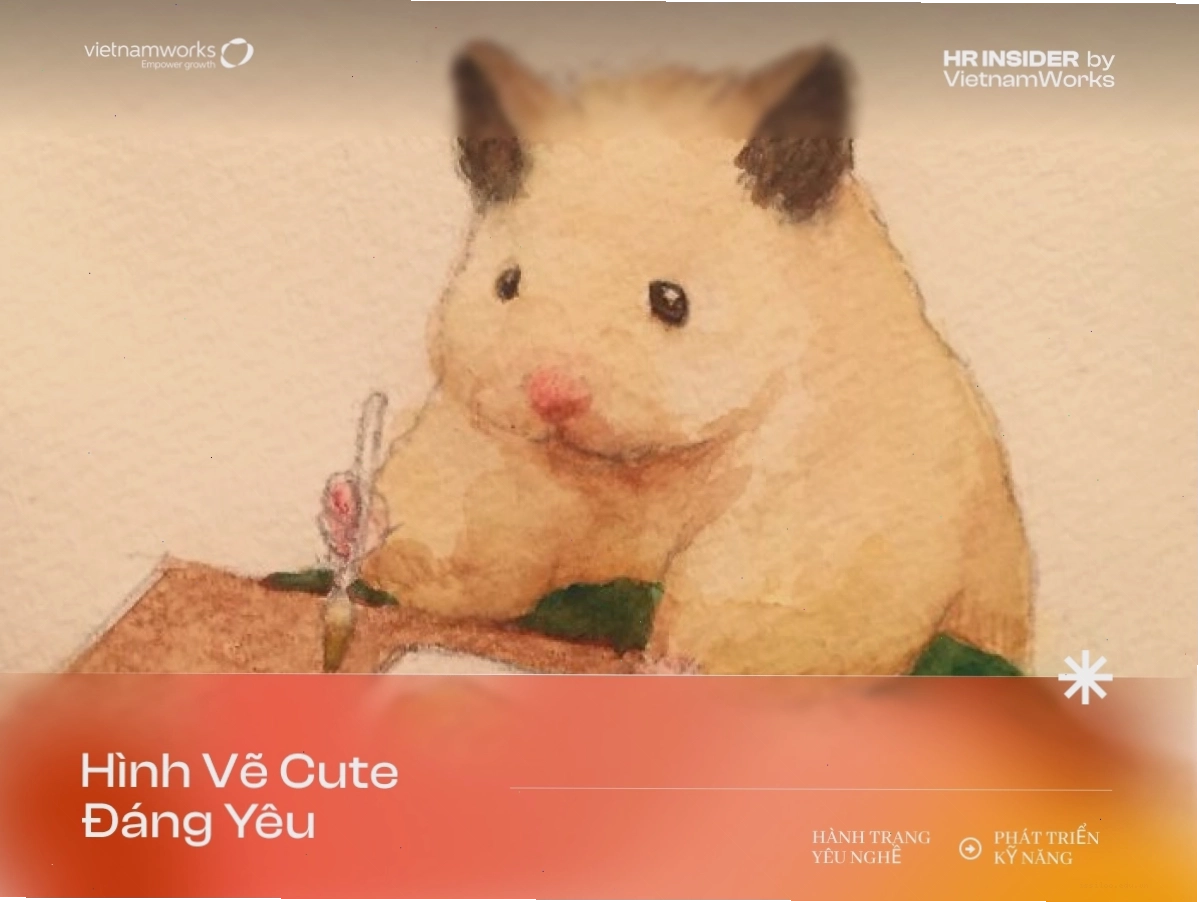 Cô bé chibi với mái tóc ngắn và nụ cười rạng rỡ