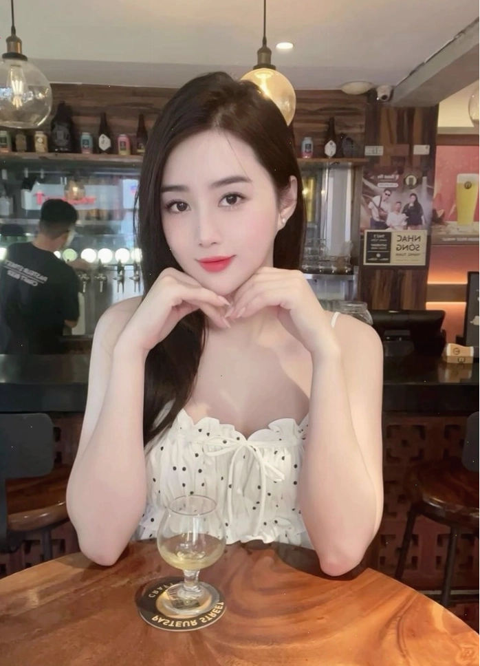 Gái xinh Việt Nam bikini phong cách biển