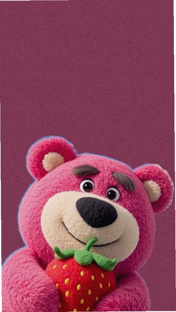 Gấu Lotso ôm dâu tây trông cực kỳ đáng yêu và thu hút