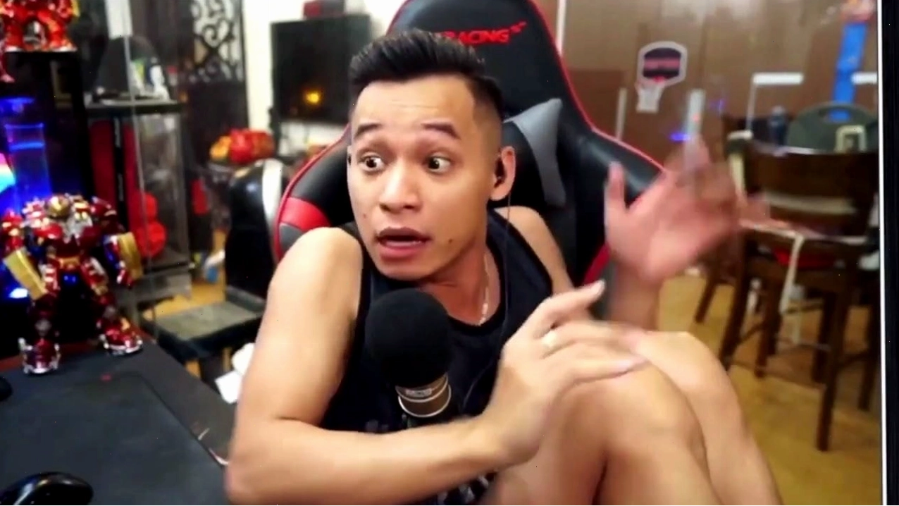 Meme sợ hãi chung chung với biểu cảm hoang mang