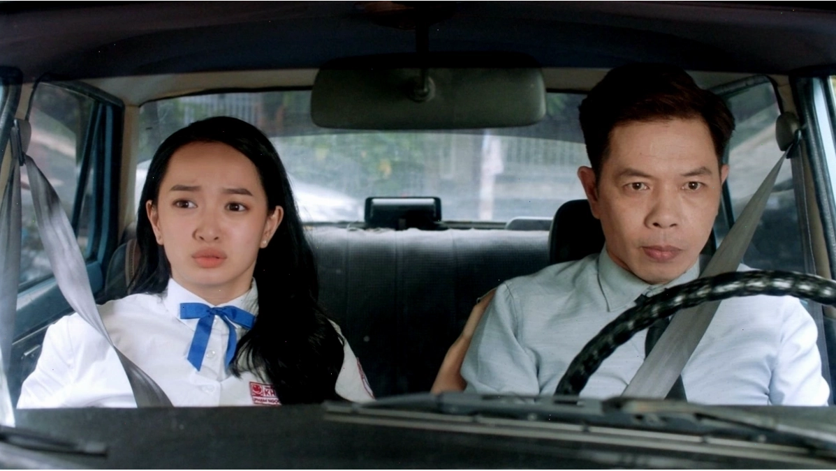 Poster chính thức của bộ phim Hồn Papa Da Con Gái (Daddy Issues)