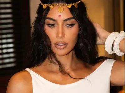 Khám phá Kim Kardashian thần thái đỉnh cao cực sắc nét nhất